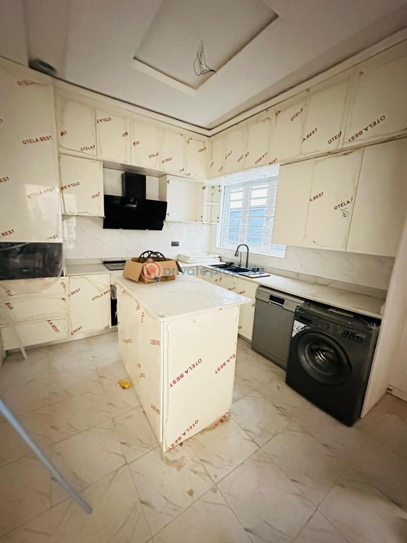 4 bedroom Semi detached Duplex For Sale Opebi Ikeja Lagos - 8