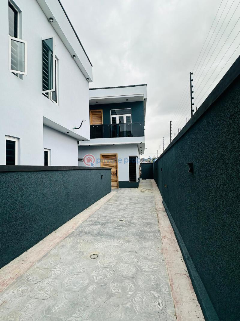 4 bedroom Semi detached Duplex For Sale Opebi Ikeja Lagos - 4