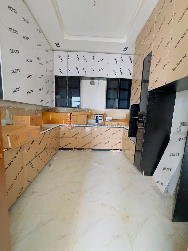 4 bedroom Semi detached Duplex For Sale Luxurious Built 4 Bedroom Semi Detached Duplex With Bq,study And Gym House, Opebi Ikeja Opebi Ikeja Lagos - 20