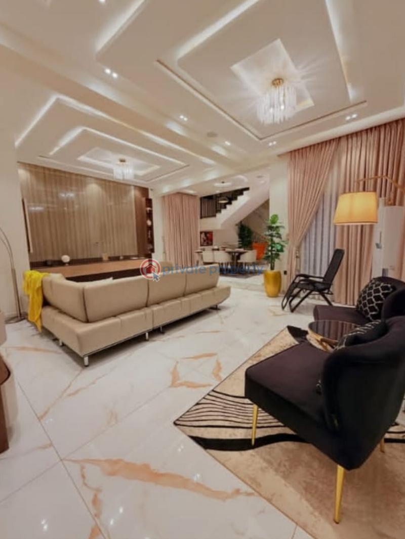 6 bedroom Detached Duplex For Sale Magodo Gra Phase 2 Berger Ojodu Lagos - 1