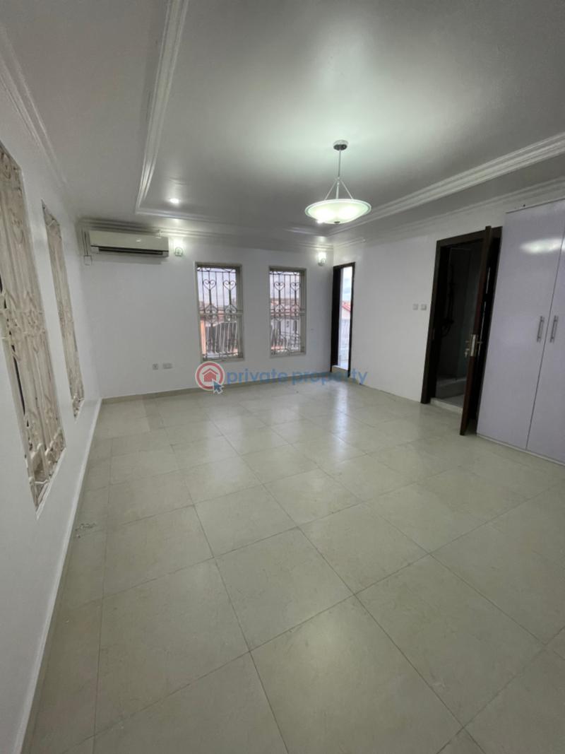 2 bedroom Block Of Flats For Rent Ayinde Akinmade Street Off Admiralty Way Lekki Phase 1 Lagos - 9