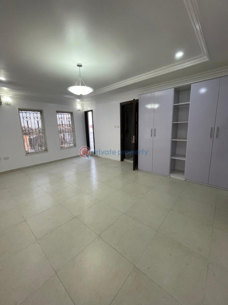 2 bedroom Block Of Flats For Rent Ayinde Akinmade Street Off Admiralty Way Lekki Phase 1 Lagos - 7