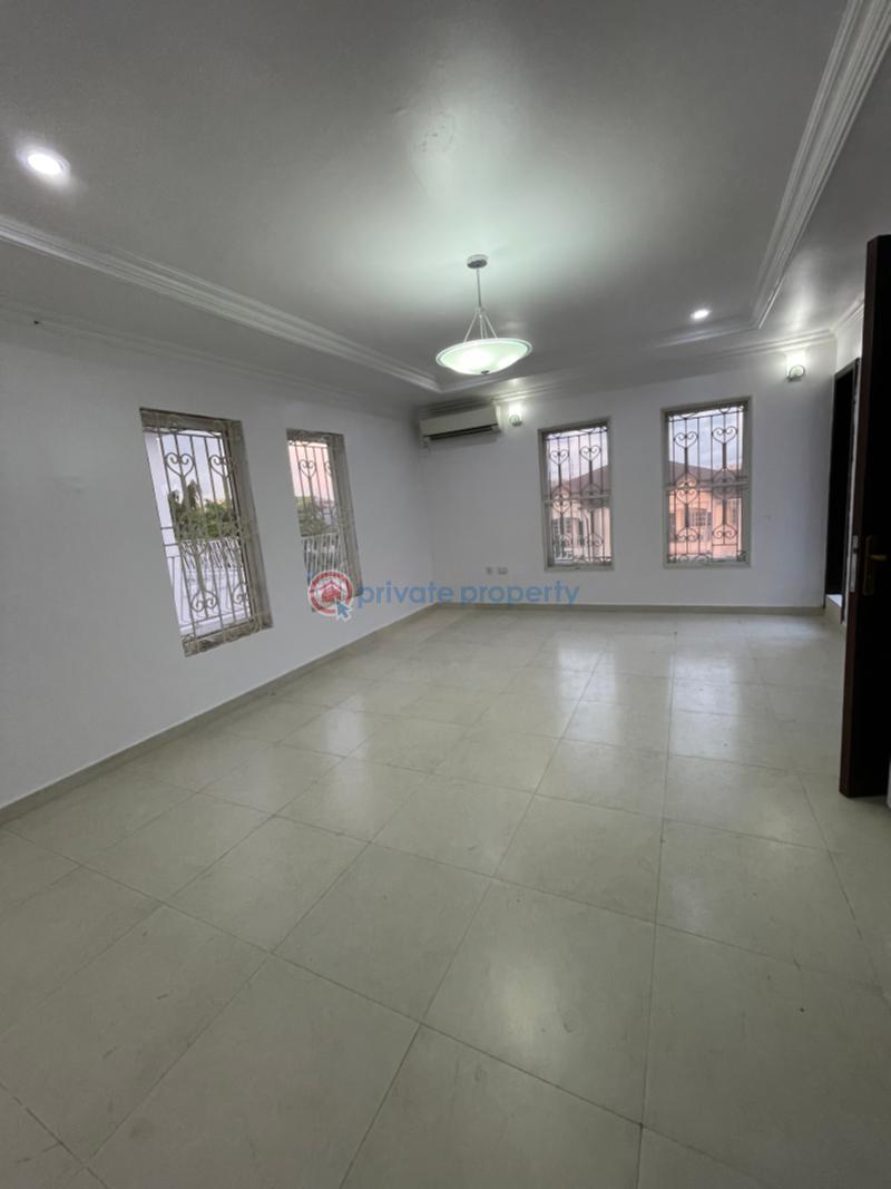 2 bedroom Block Of Flats For Rent Ayinde Akinmade Street Off Admiralty Way Lekki Phase 1 Lagos - 11