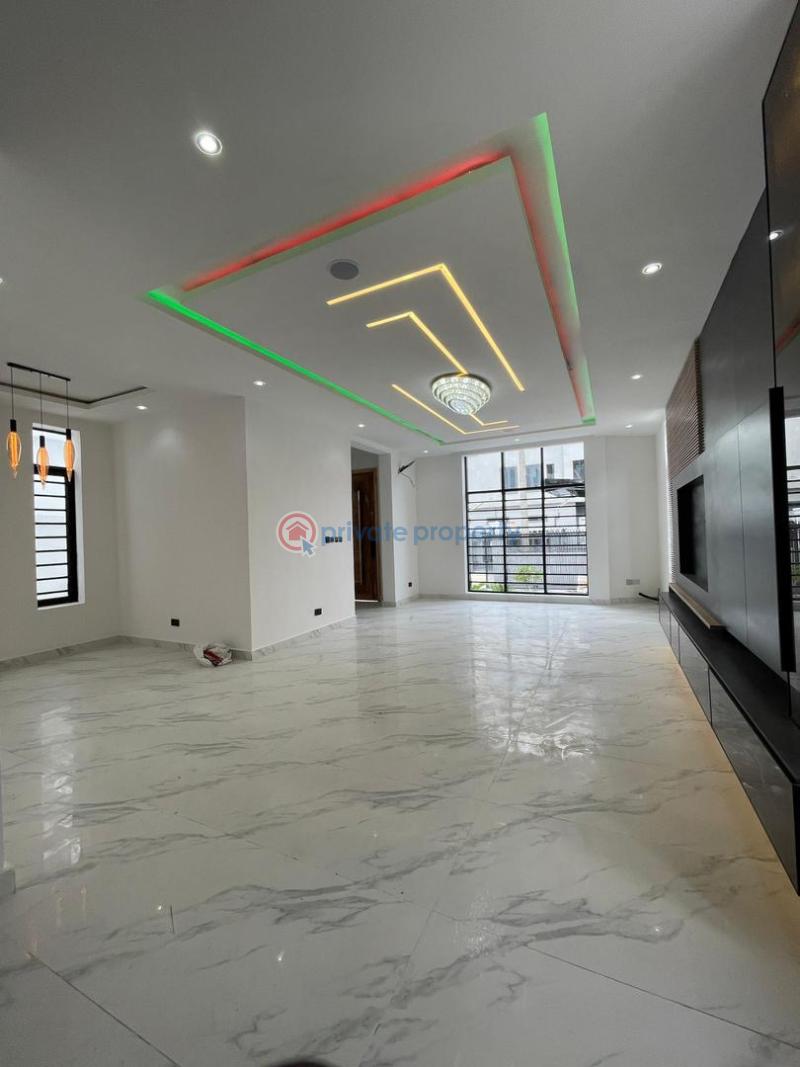 Luxurious duplex with cinema & swimming pool* - 8 5 bedroom Detached Duplex For Sale Chevron Lekki Lekki Lagos - 8