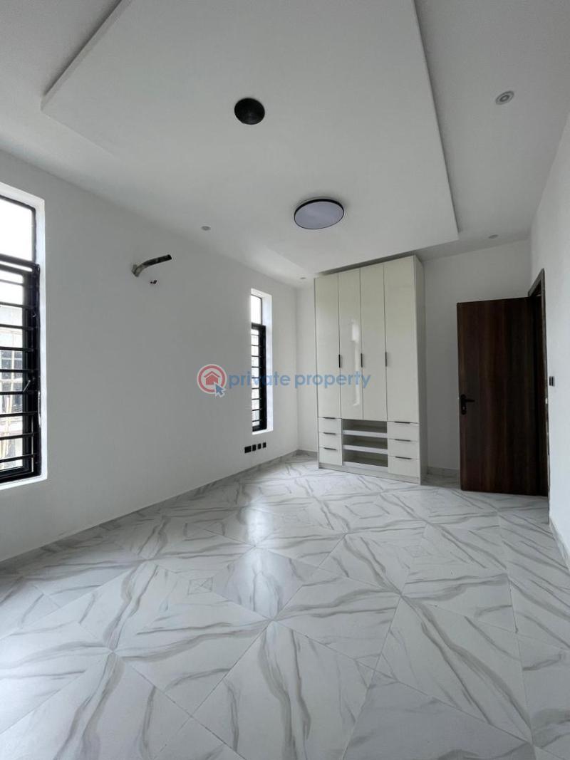 Luxurious duplex with cinema & swimming pool* - 7 5 bedroom Detached Duplex For Sale Chevron Lekki Lekki Lagos - 7