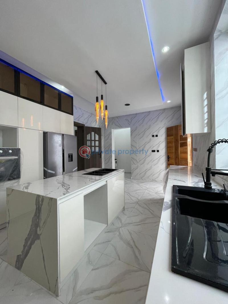 Luxurious duplex with cinema & swimming pool* - 3 5 bedroom Detached Duplex For Sale Chevron Lekki Lekki Lagos - 3