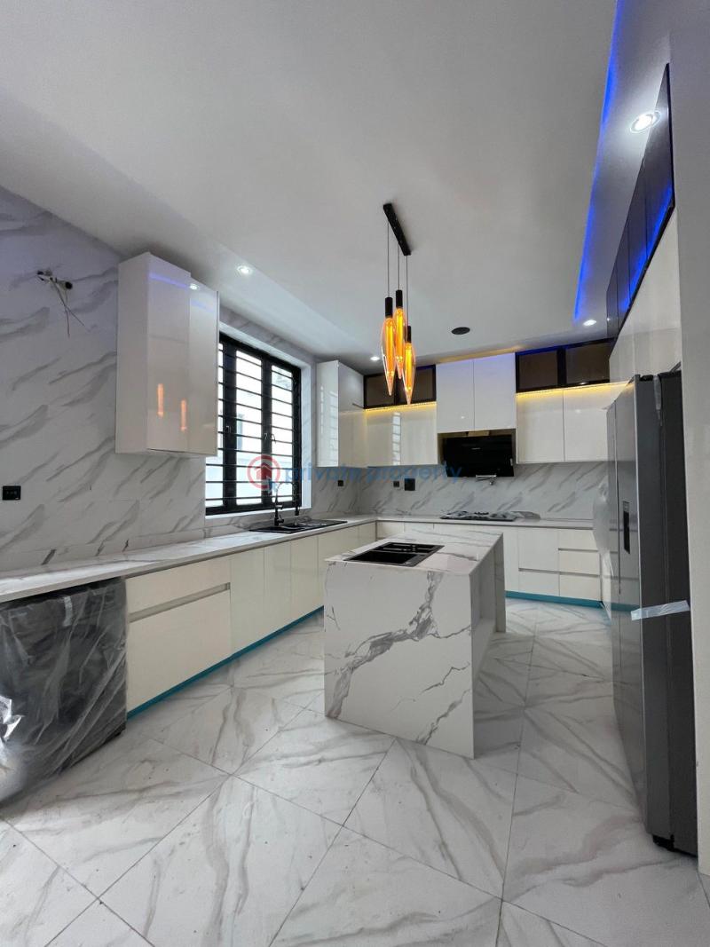 Luxurious duplex with cinema & swimming pool* - 27 5 bedroom Detached Duplex For Sale Chevron Lekki Lekki Lagos - 27