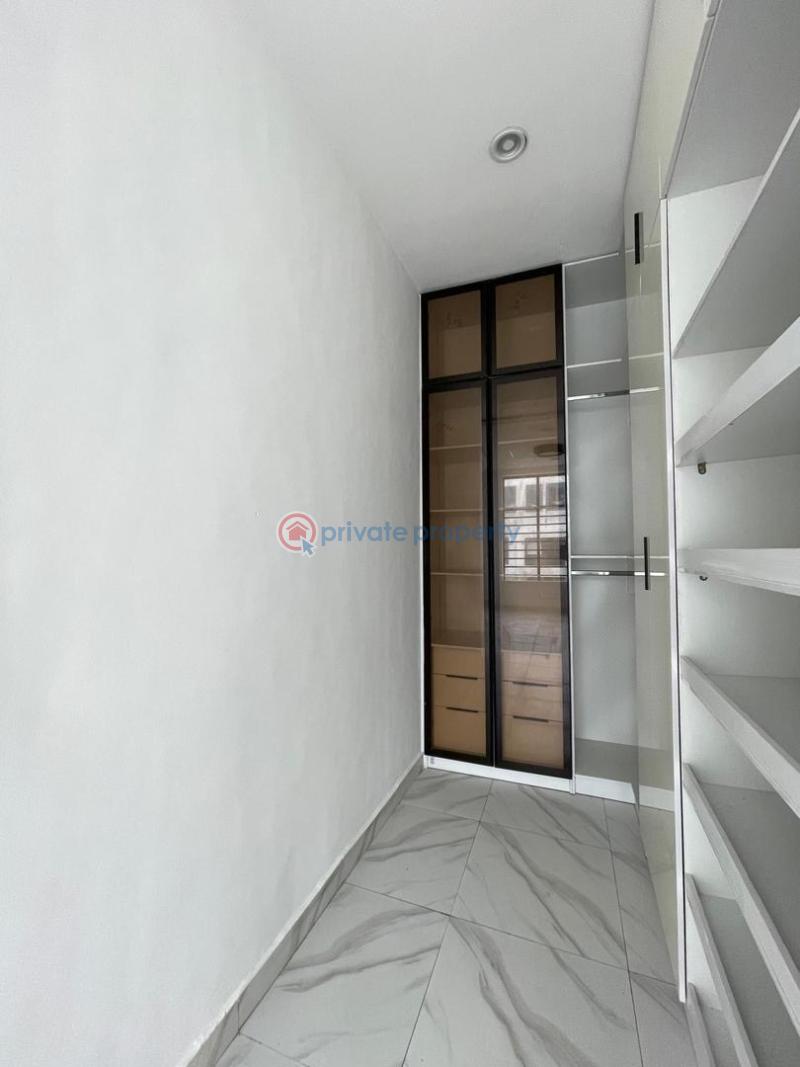 Luxurious duplex with cinema & swimming pool* - 28 5 bedroom Detached Duplex For Sale Chevron Lekki Lekki Lagos - 28