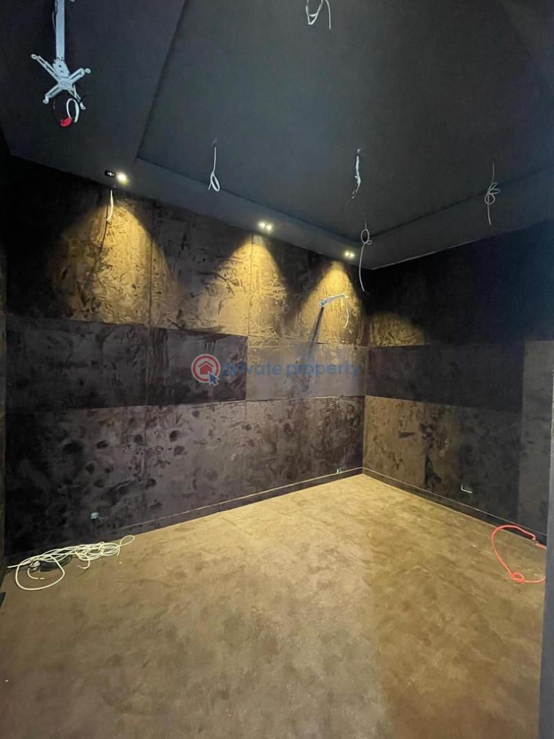 5 bedroom Detached Duplex For Sale Ikota Lekki Lagos - 3