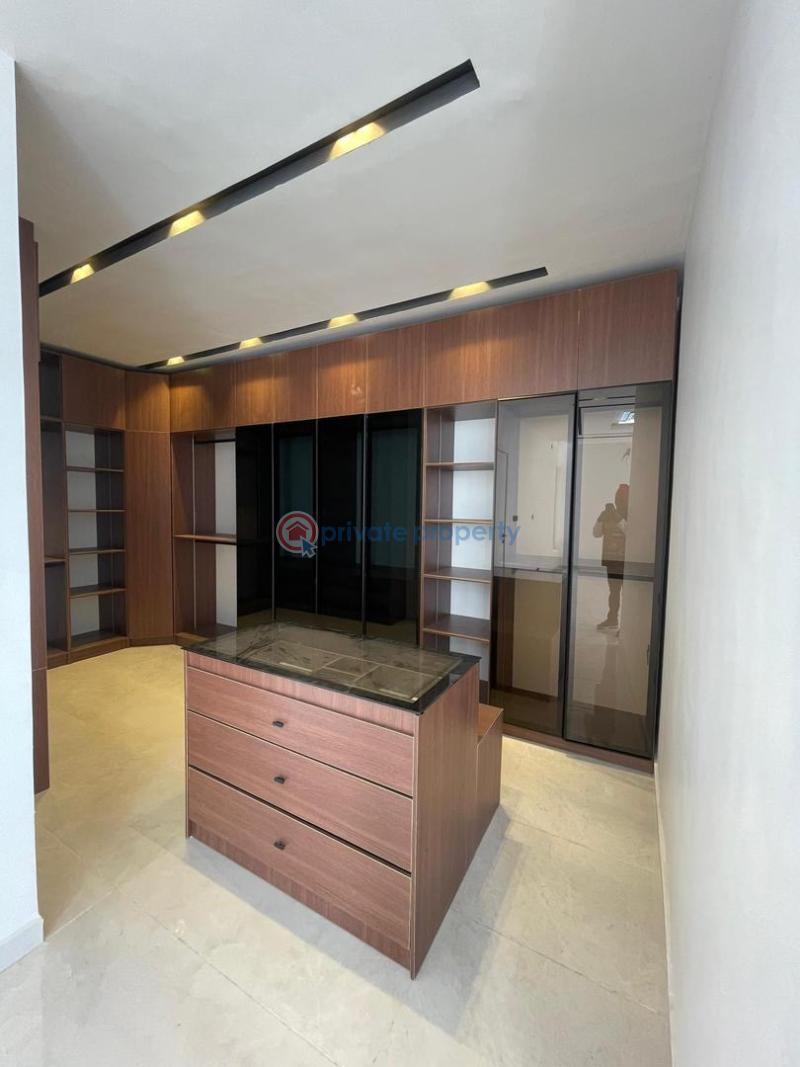 5 bedroom Detached Duplex For Sale Ikota Lekki Lagos - 9