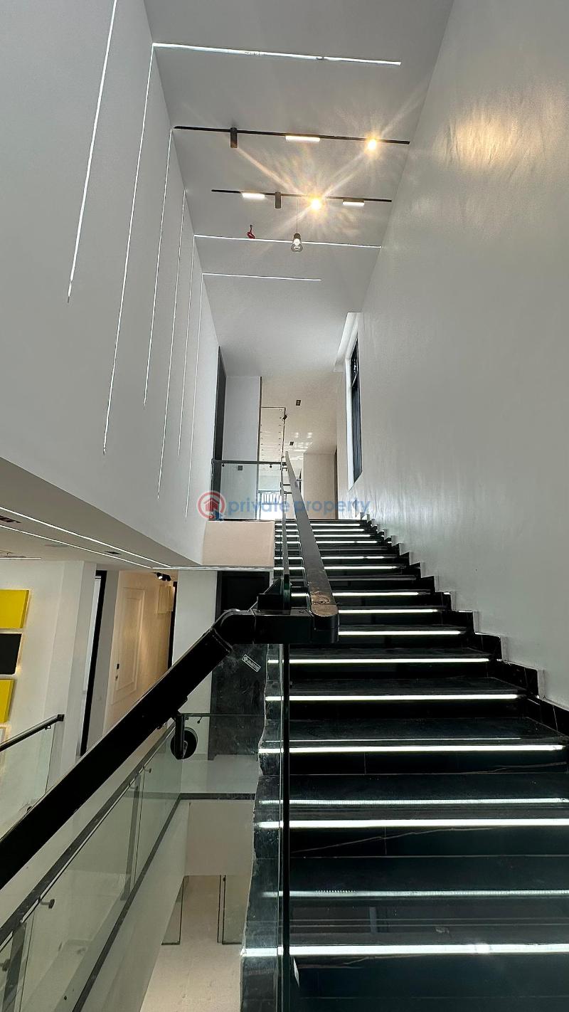 6 bedroom Detached Duplex For Sale Chevron Drive Lekki Lagos - 12