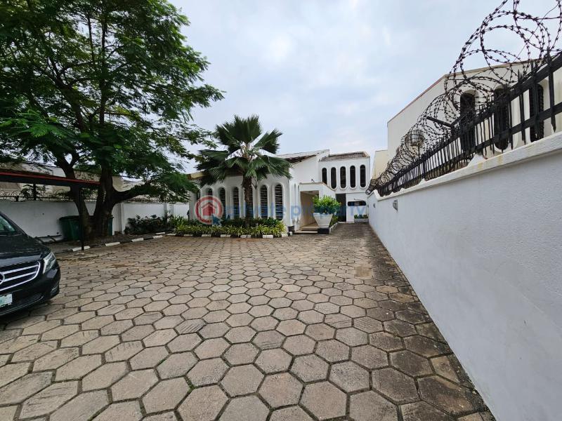 Luxurious fully detached 4bedroom - 8 4 bedroom Detached Duplex For Sale Victoria Island Lagos - 8