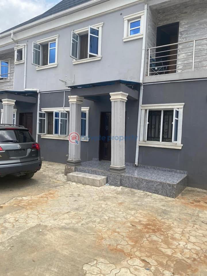 10 bedroom House For Sale Akowonjo Alimosho Lagos - 3