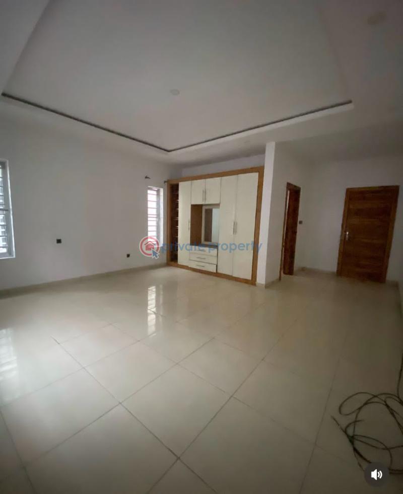 1 bedroom Shared Apartment For Rent Osapa London Lekki Phase 1 Lagos - 1