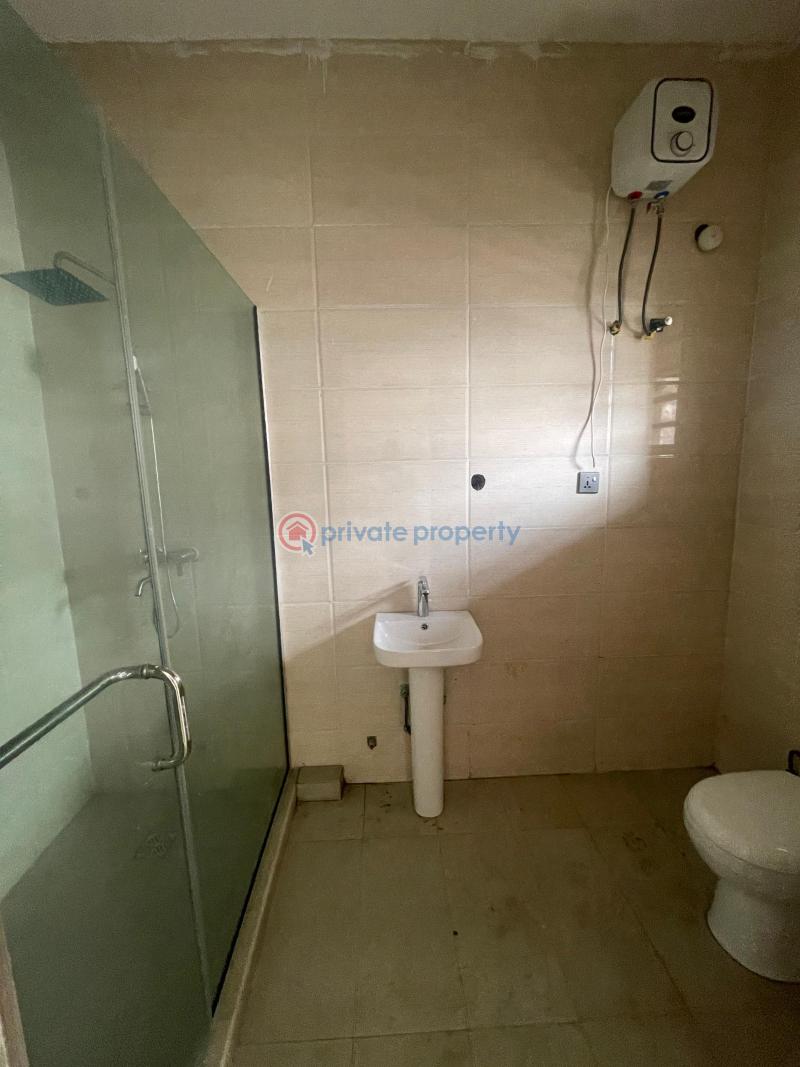 Luxurious master’s bedroom with balcony – orchid road, lekki - 5 1 bedroom Shared Apartment For Rent Orchid Road Lekki Lagos - 5