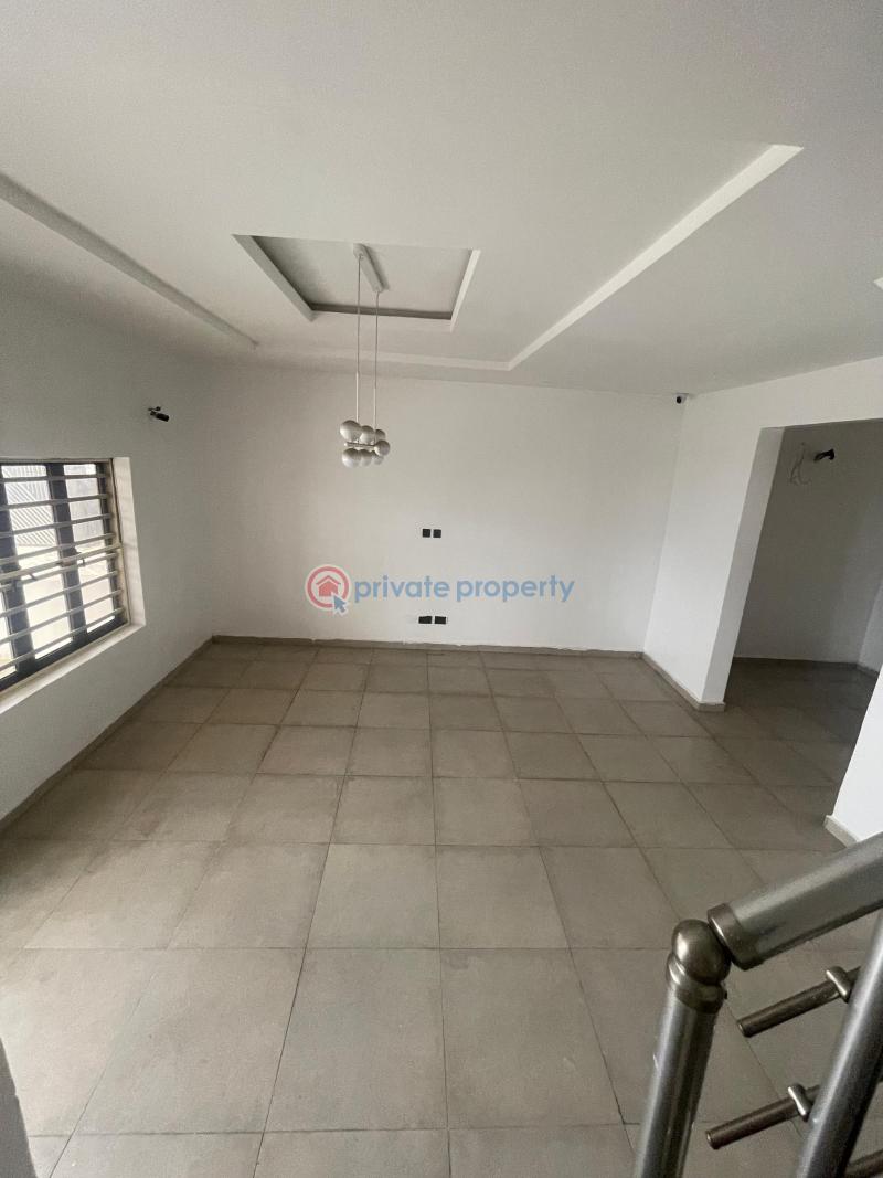 Luxurious master’s bedroom with balcony – orchid road, lekki - 2 1 bedroom Shared Apartment For Rent Orchid Road Lekki Lagos - 2