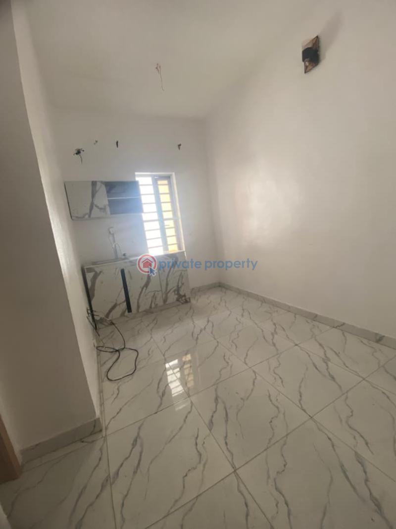 1 bedroom Mini Flat For Rent Chevron Lekki Phase 2 Lagos - 2