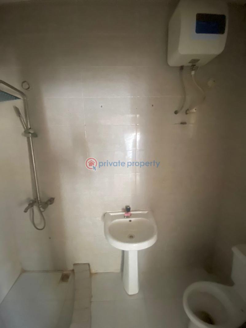 1 bedroom Mini Flat For Rent Behind Shoprite Osapa London Lekki Lagos - 4