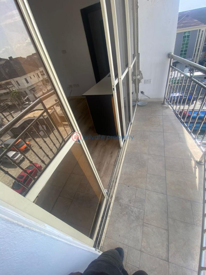 1 bedroom Mini Flat For Rent Behind Shoprite Osapa London Lekki Lagos - 2
