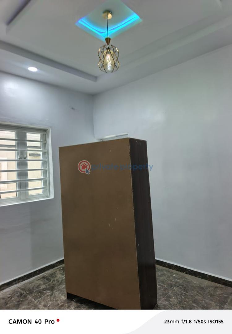 3 bedroom Block Of Flats For Rent T Unity Residence (behind Nipco Gas), Okebadan Estate Akobo Ibadan Oyo - 2