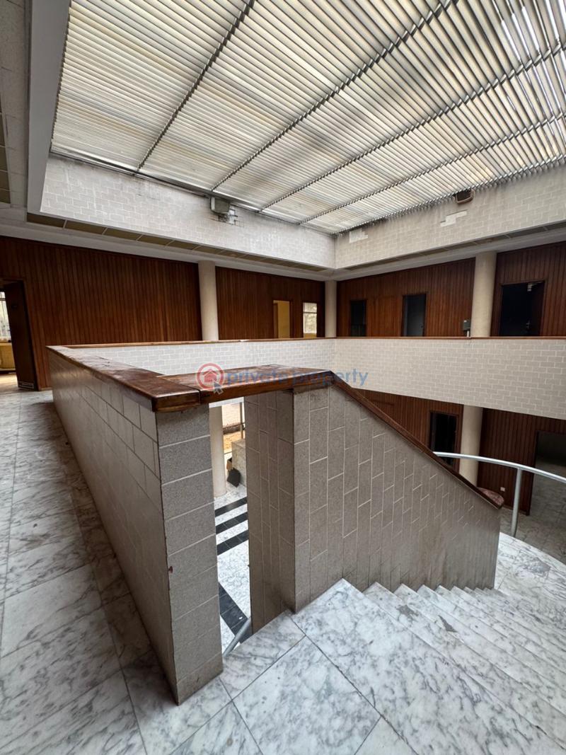 Luxurious office space - 13 10 bedroom Office For Rent Victoria Island Lagos - 13