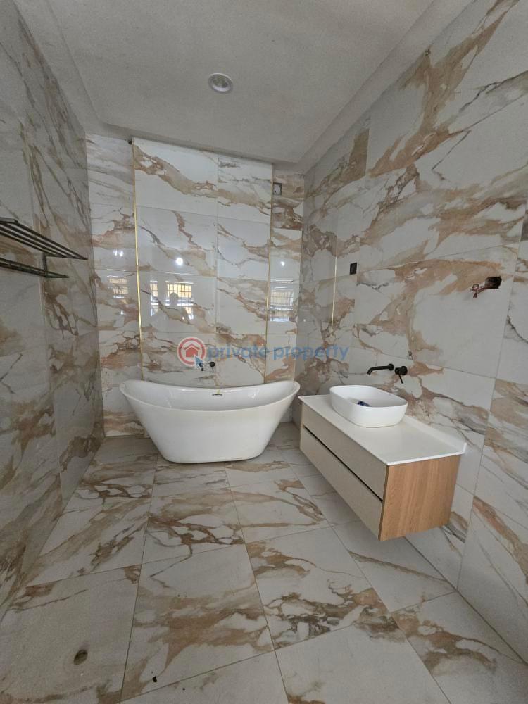 5 bedroom Detached Duplex For Sale Guzape Abuja Phase 1  - 2