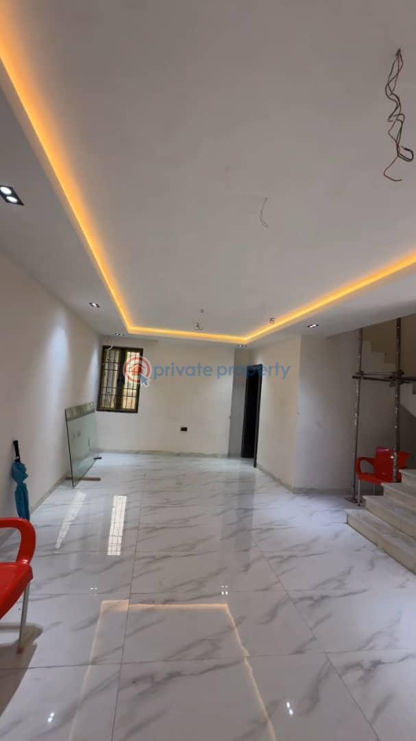 4 bedroom Terraced Duplex For Sale Wuye Abuja Phase 2  - 16