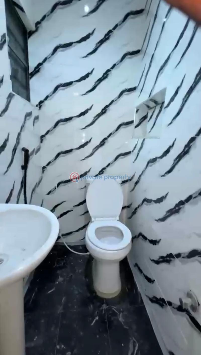 2 bedroom Flat & Apartment For Sale Yaba Gra Yaba Lagos - 11