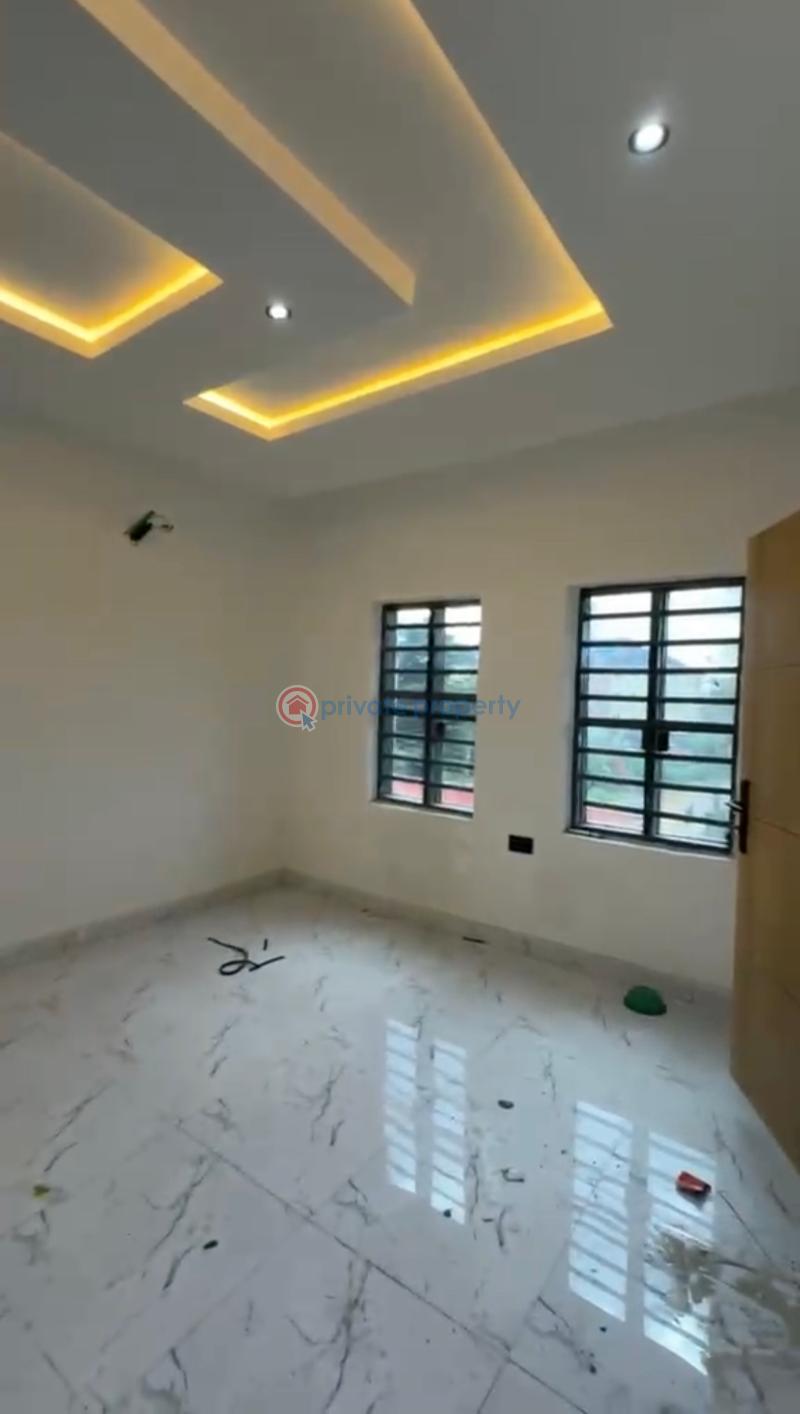 2 bedroom Flat & Apartment For Sale Yaba Gra Yaba Lagos - 6