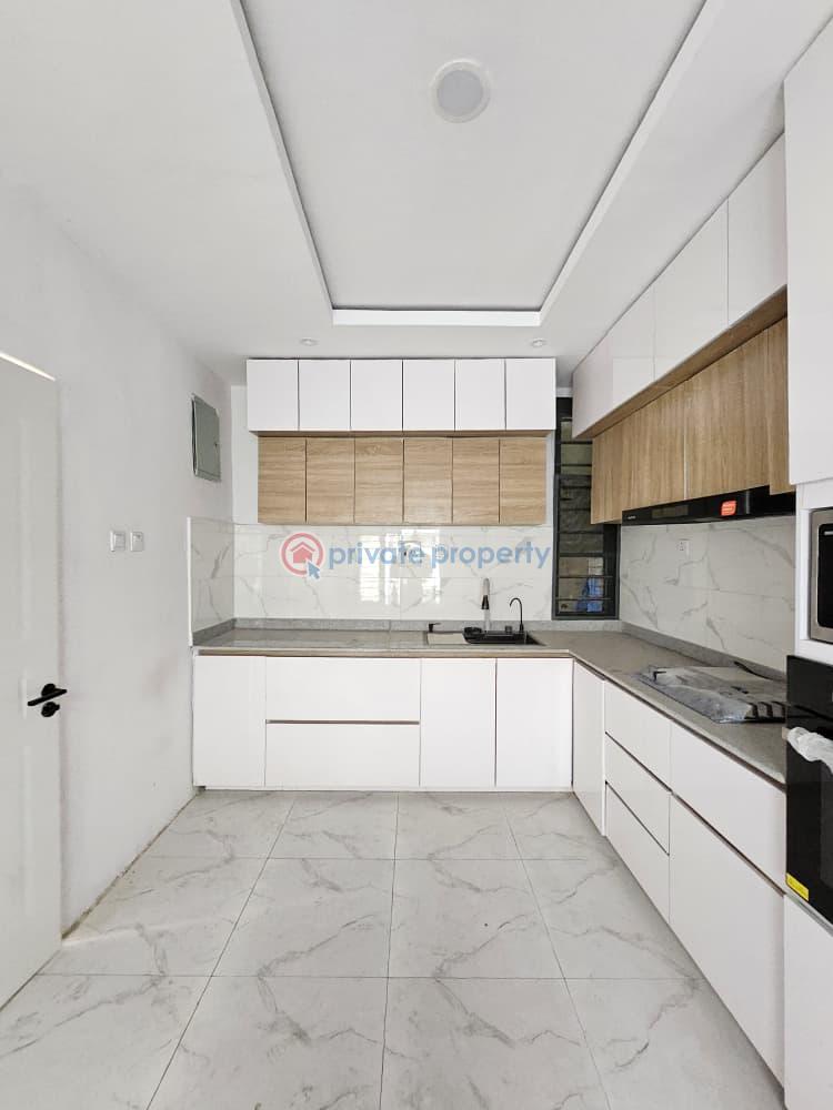 4 bedroom Detached Duplex For Sale Ologolo Lekki Lagos - 4