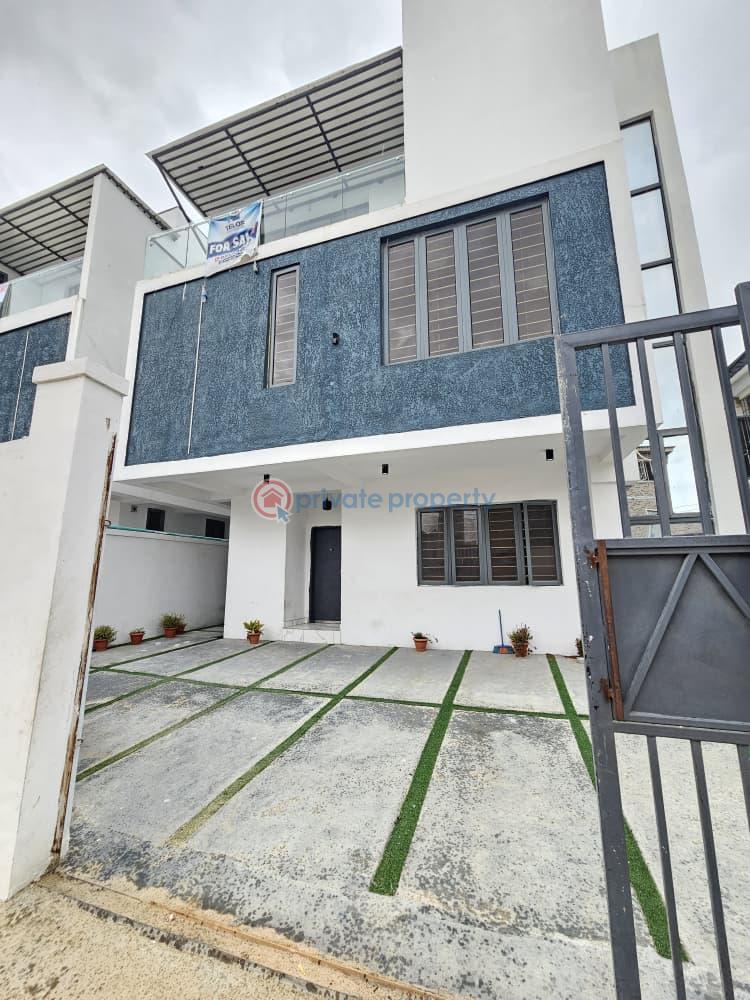 4 bedroom Detached Duplex For Sale Ologolo Lekki Lagos - 0
