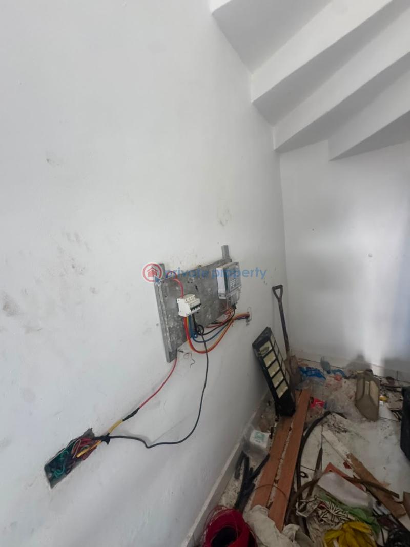 1 bedroom Mini Flat For Rent Vgc Lekki Lagos - 5