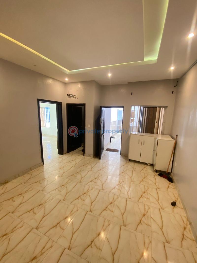 Luxurious standard 1bedroom mini flat upstairs with an open plan kitchen  in secured and serene estate. - 5 1 bedroom Shared Apartment For Rent Nice Estate In New Road Igbo Efon Lekki Lagos - 5
