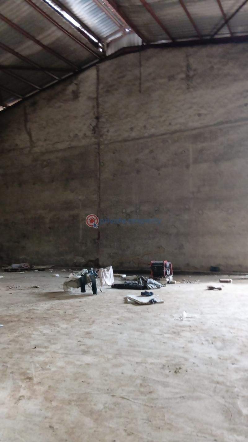 2 bedroom Warehouse For Rent Industrial Eric Moore Surulere Lagos - 6