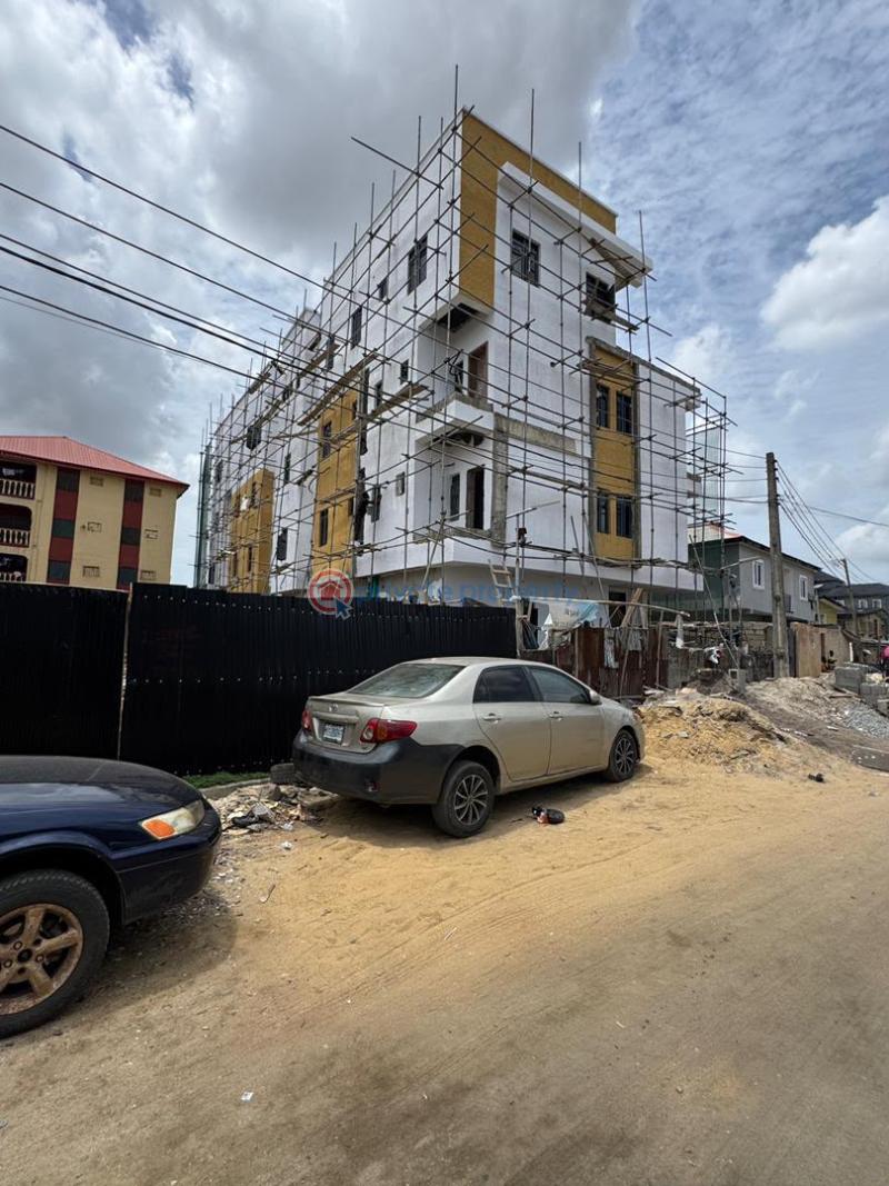 1 bedroom Block Of Flats For Sale Surulere Lagos - 0