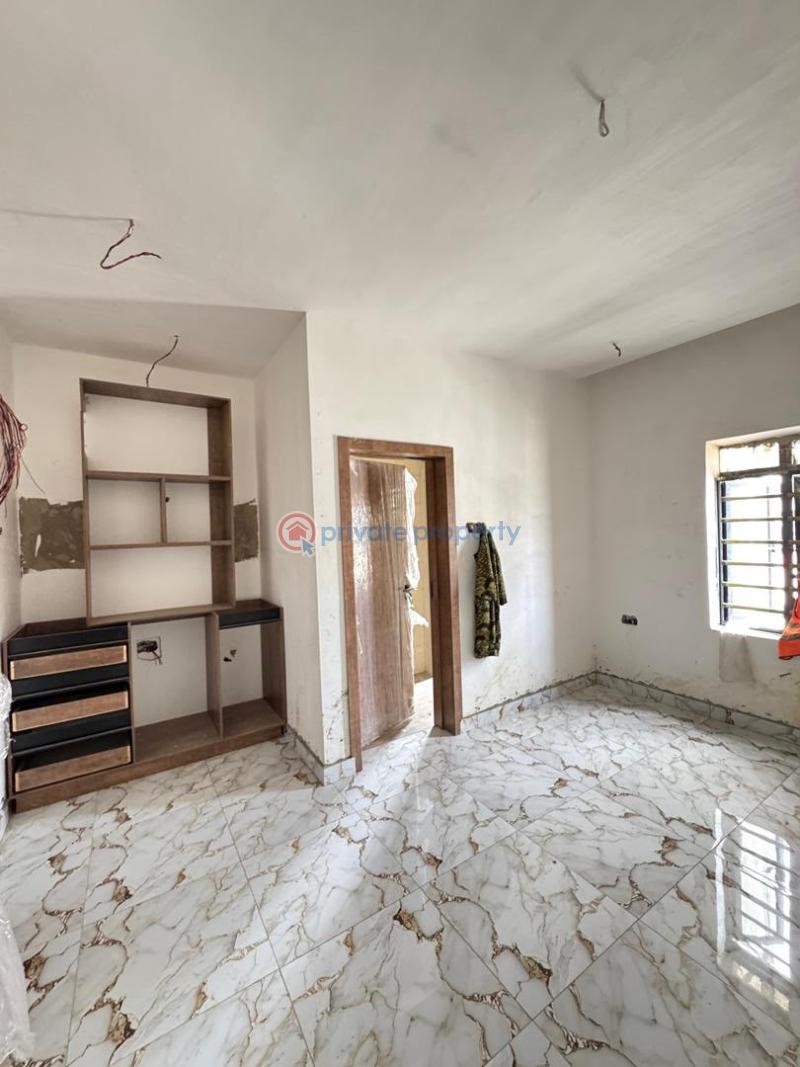 1 bedroom Block Of Flats For Sale Surulere Lagos - 4