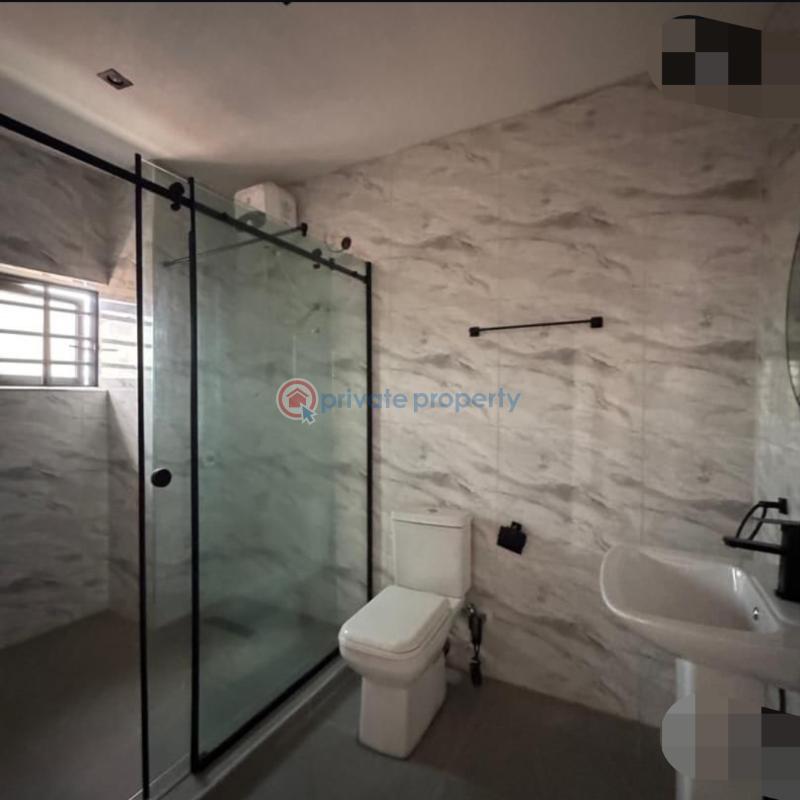 3 bedroom Block Of Flats For Sale Alagomeji Yaba Lagos - 7