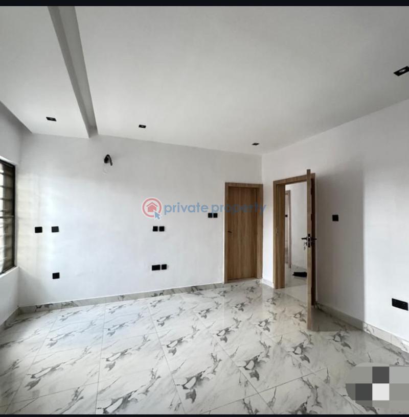3 bedroom Block Of Flats For Sale Alagomeji Yaba Lagos - 10