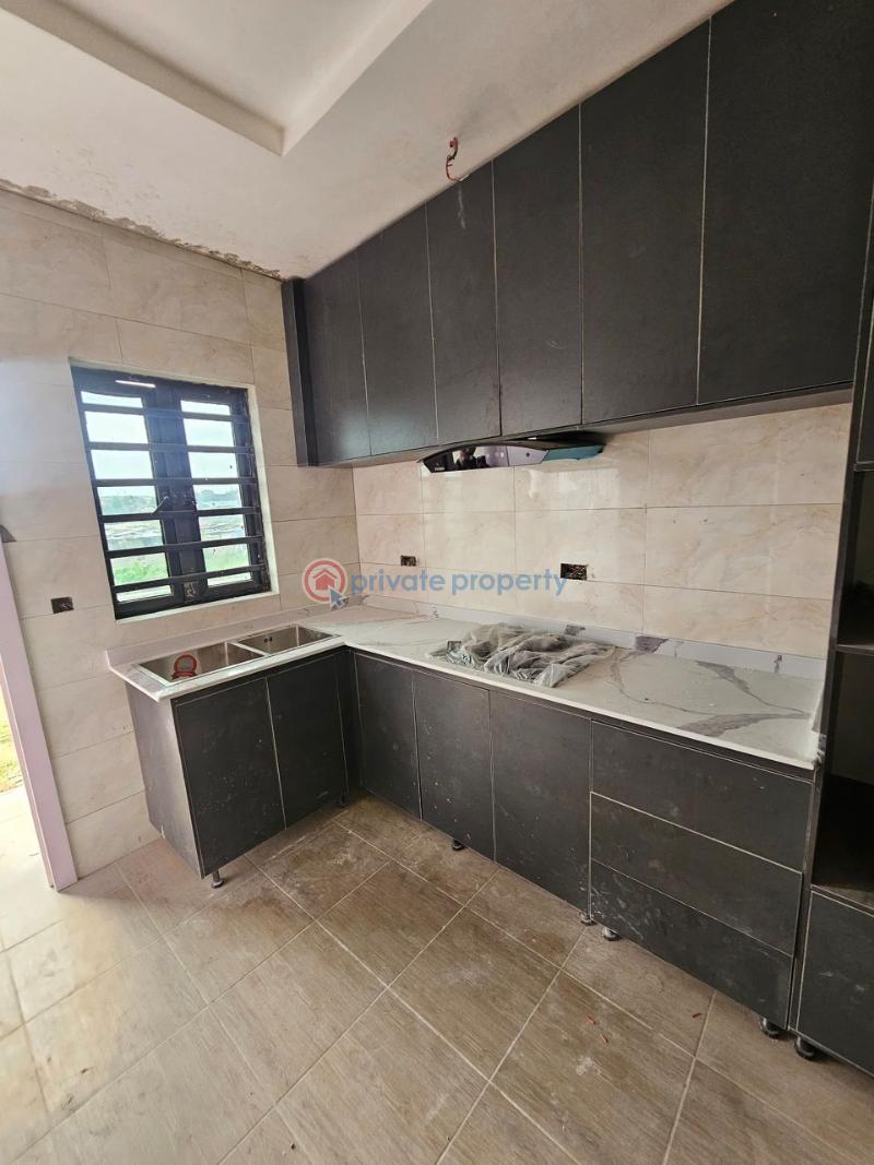 3 bedroom Block Of Flats For Sale Opebi Ikeja Lagos - 3