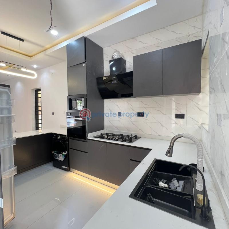 4 bedroom Detached Duplex For Sale Crown Estate Ajah Lagos - 8