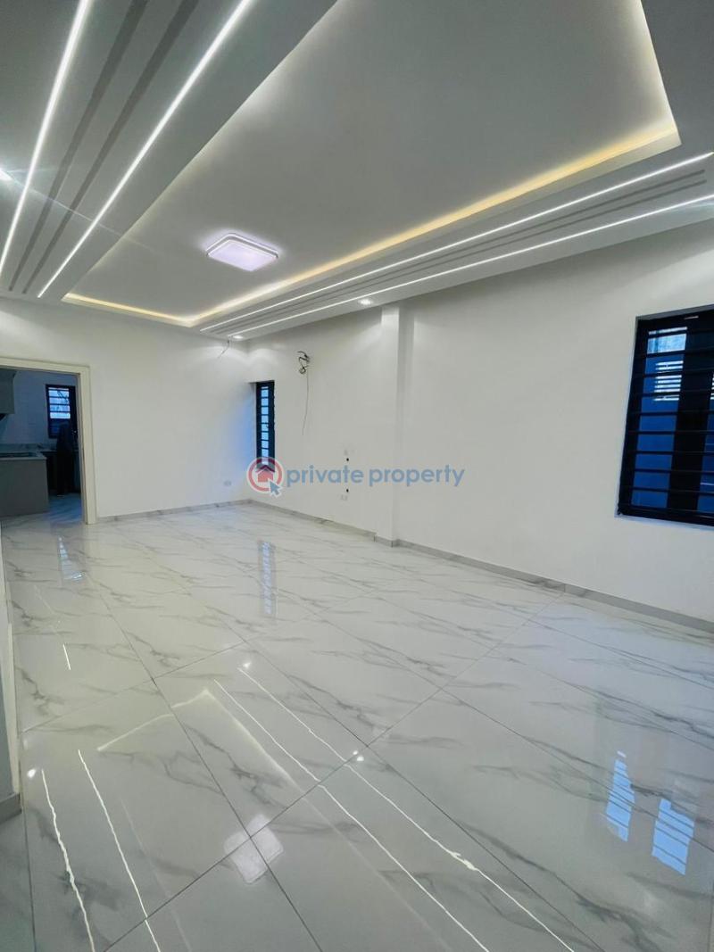 4 bedroom Detached Duplex For Sale Luxuriously Built 4 Bedroom Detached Plus Study And Bq In A Secured Estate , Ojodu River Valley Estate Ojodu Lagos - 15