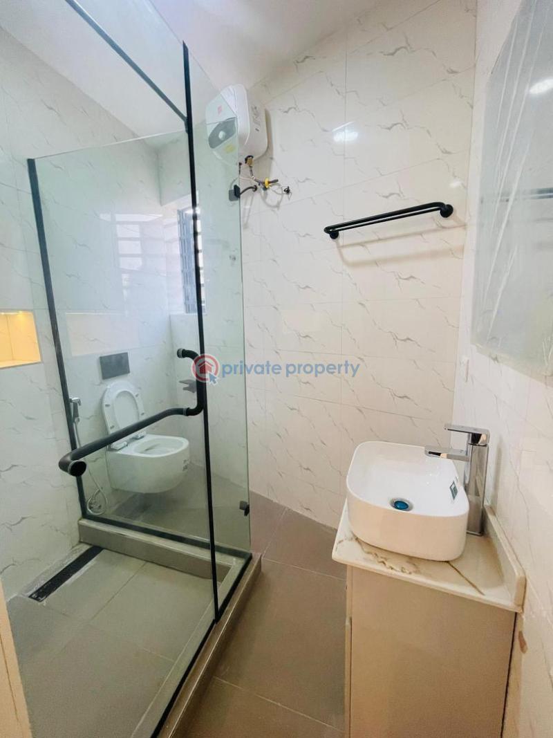 4 bedroom Detached Duplex For Sale Luxuriously Built 4 Bedroom Detached Plus Study And Bq In A Secured Estate , Ojodu River Valley Estate Ojodu Lagos - 12