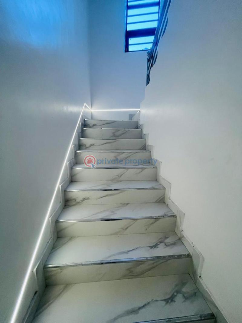 4 bedroom Detached Duplex For Sale Luxuriously Built 4 Bedroom Detached Plus Study And Bq In A Secured Estate , Ojodu River Valley Estate Ojodu Lagos - 16