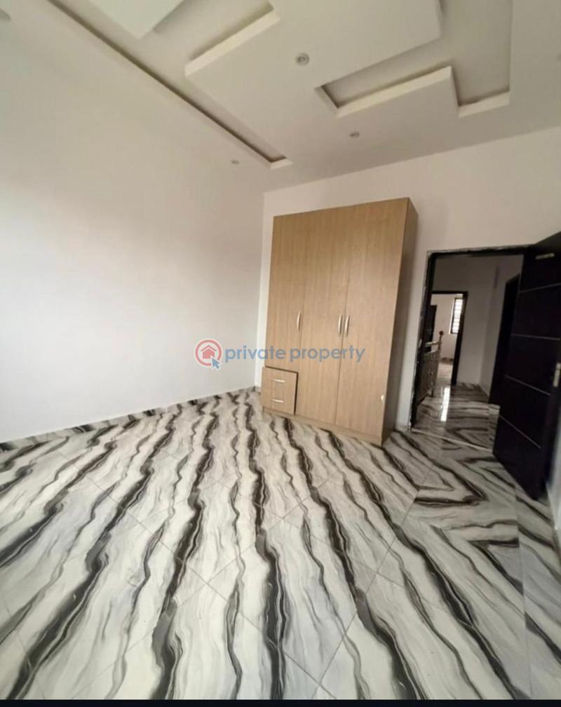 4 bedroom Semi detached Duplex For Sale Surulere Lagos - 6