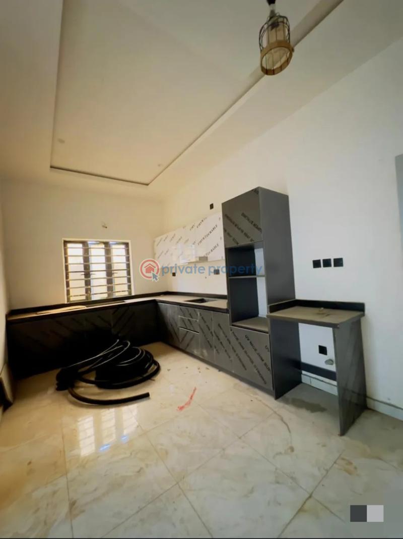 4 bedroom Semi detached Duplex For Sale Ogudu GRA Lagos - 11