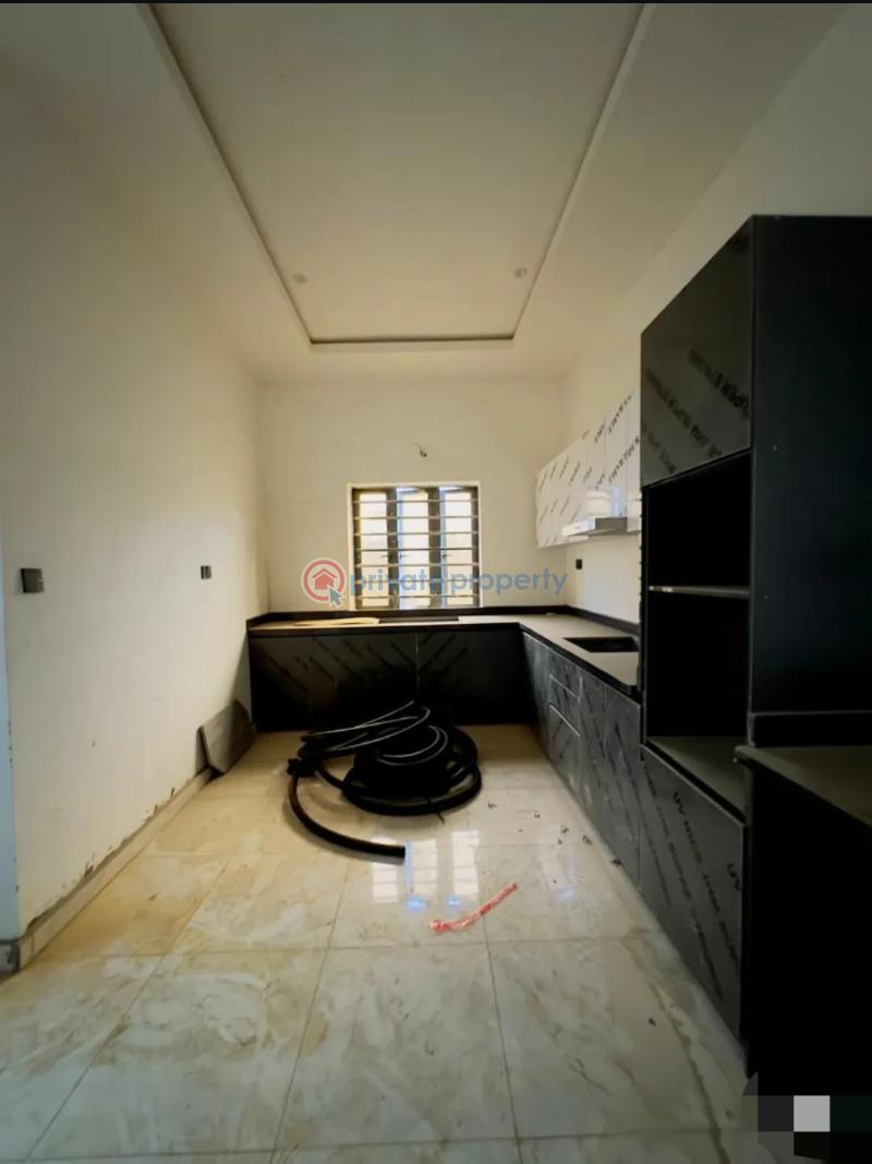 4 bedroom Semi detached Duplex For Sale Ogudu GRA Lagos - 10