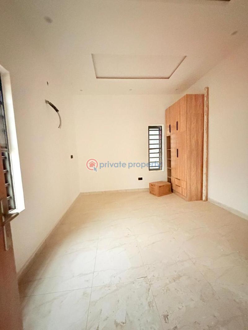 5 bedroom Detached Duplex For Sale Magodo Phase 1 Magodo Kosofe/Ikosi Lagos - 7