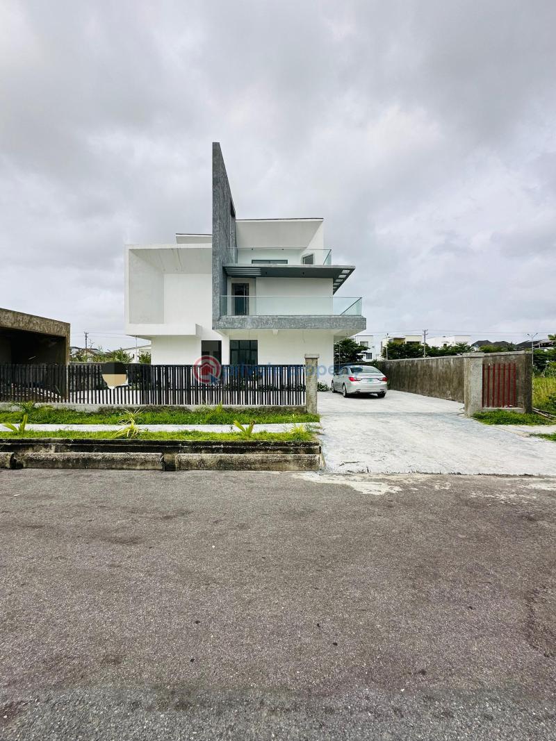 5 bedroom Detached Duplex For Sale Osapa Lekki Lagos - 0