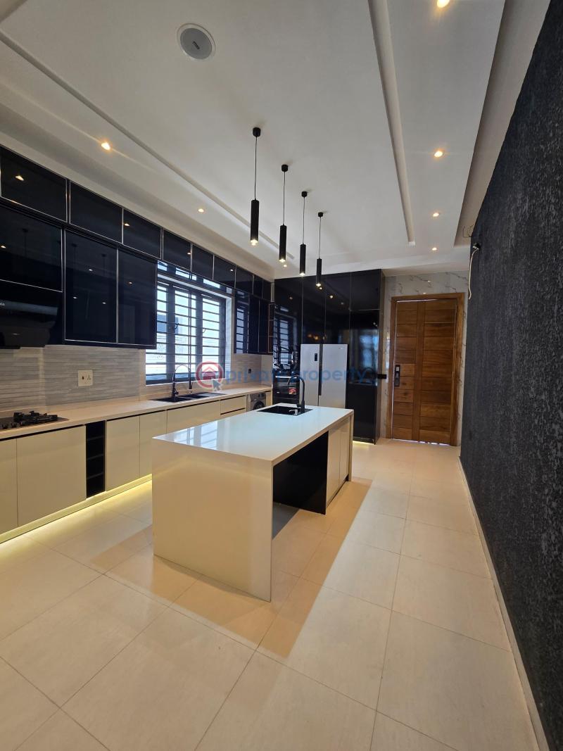 5 bedroom Detached Duplex For Sale Lekki County Ikota Lekki Lagos - 2