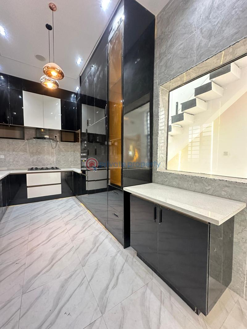 5 bedroom Detached Duplex For Sale Chevron Drive Lekki Lagos - 8